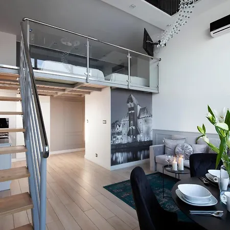 Panorama- The View Of By Elite * Gdansk