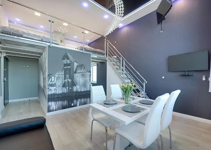 Panorama- The View Of By Elite Gdaňsk