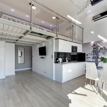 Aparthotel Panorama- The View Of By Elite